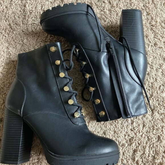 Express Shoes - Express Faux Leather High Heel Ankle Boots Size 7.5 LIKE NEW Biker Date Night